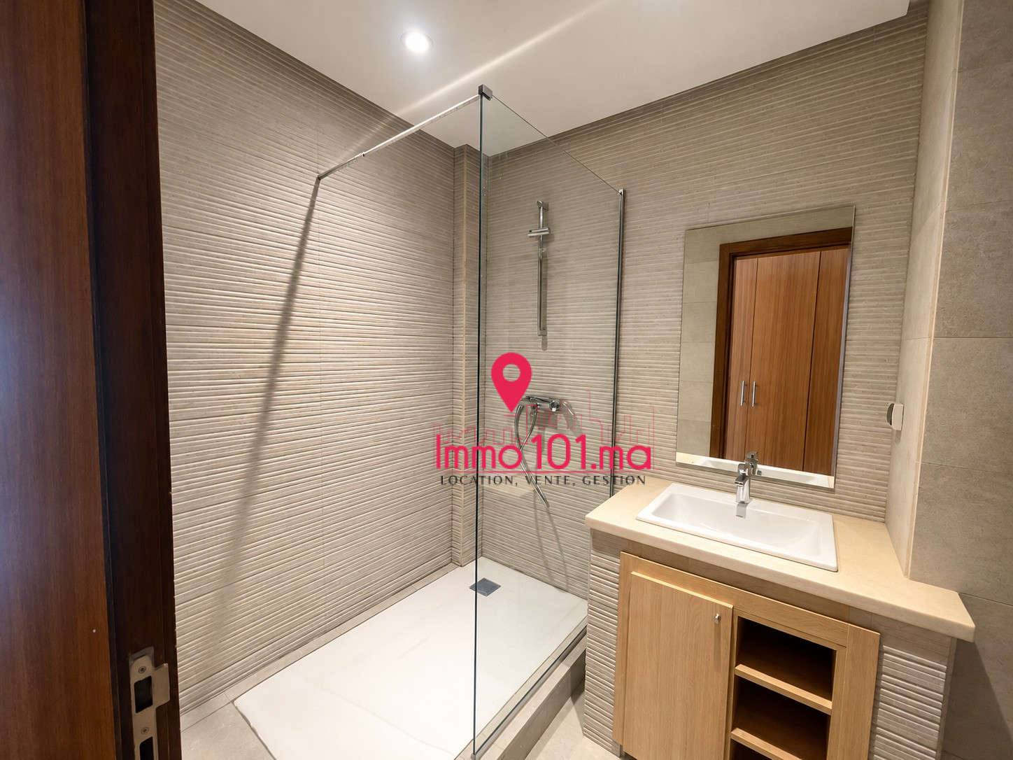 Location appartement meublé à Hay Riad ZLLAM2597